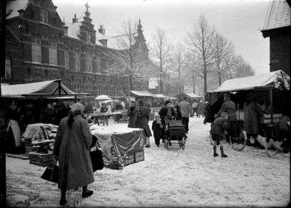 De Markt van Helmond in de winter.
